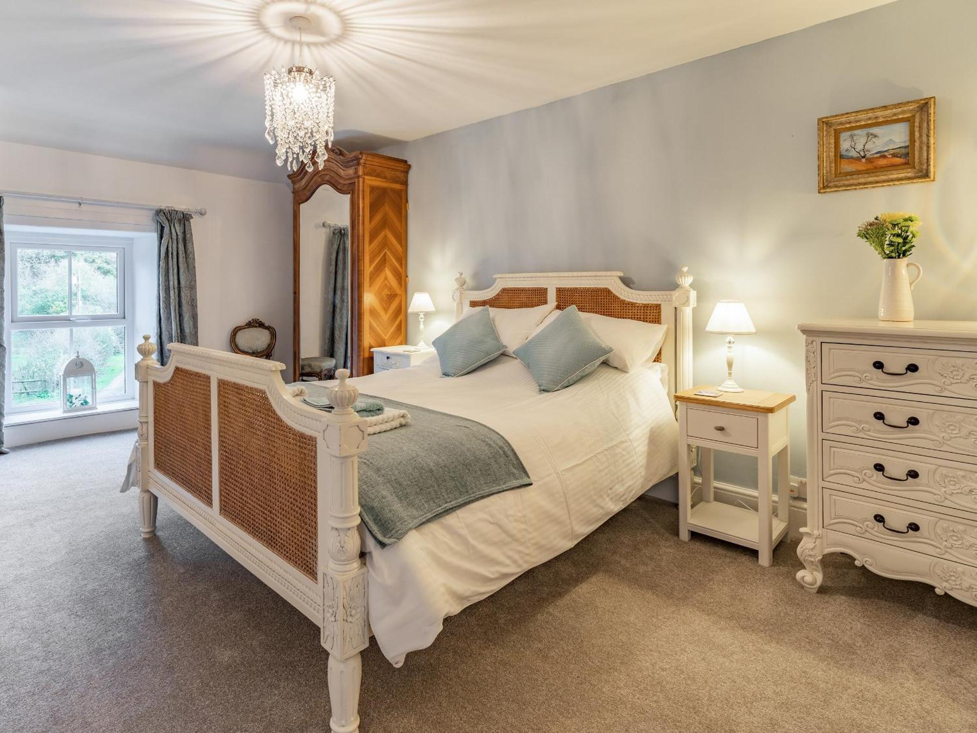 Pwll Farmhouse Llanllawdog المظهر الخارجي الصورة
